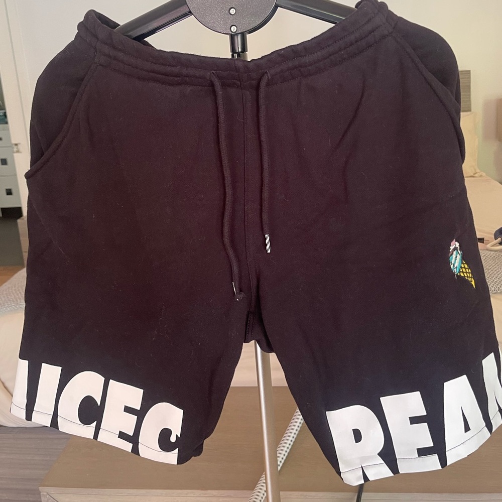 Men shorts